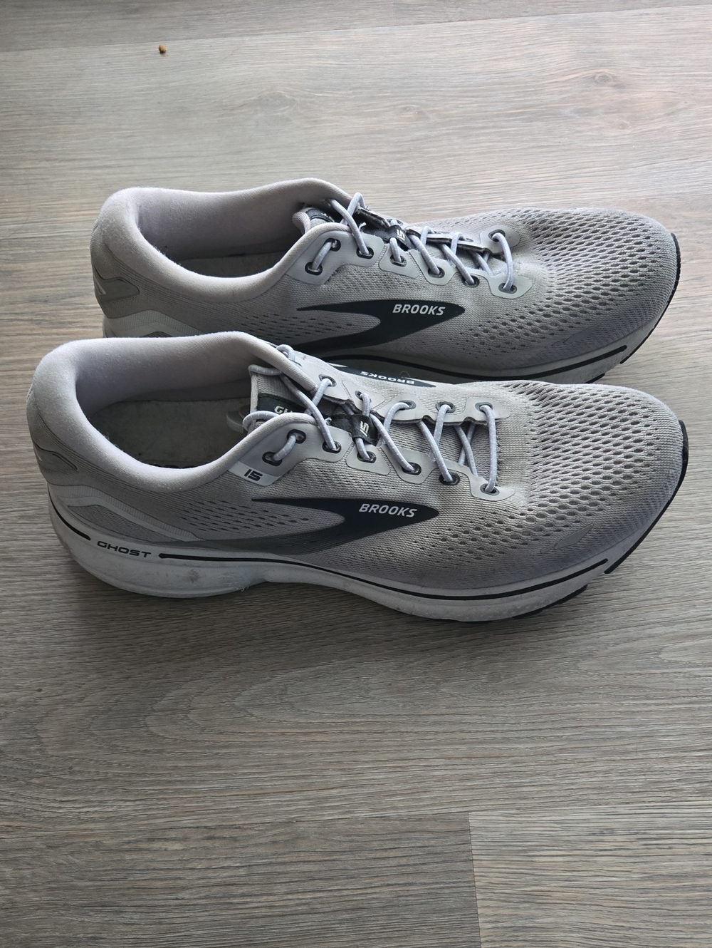 Brooks Men's Ghost Running Shoes - Light Gray with Dark Gray Accents